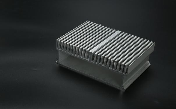 鋁合金型材散熱器表麵處理